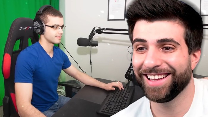 I Ranked EVERY YouTubers Gaming Setup! - Houseterior